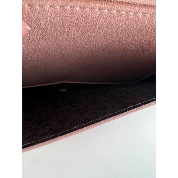 Urban Expressions Pink Vegan Leather Crossbody W/ Gold Toned Hardware Bag - Picture 4 of 12